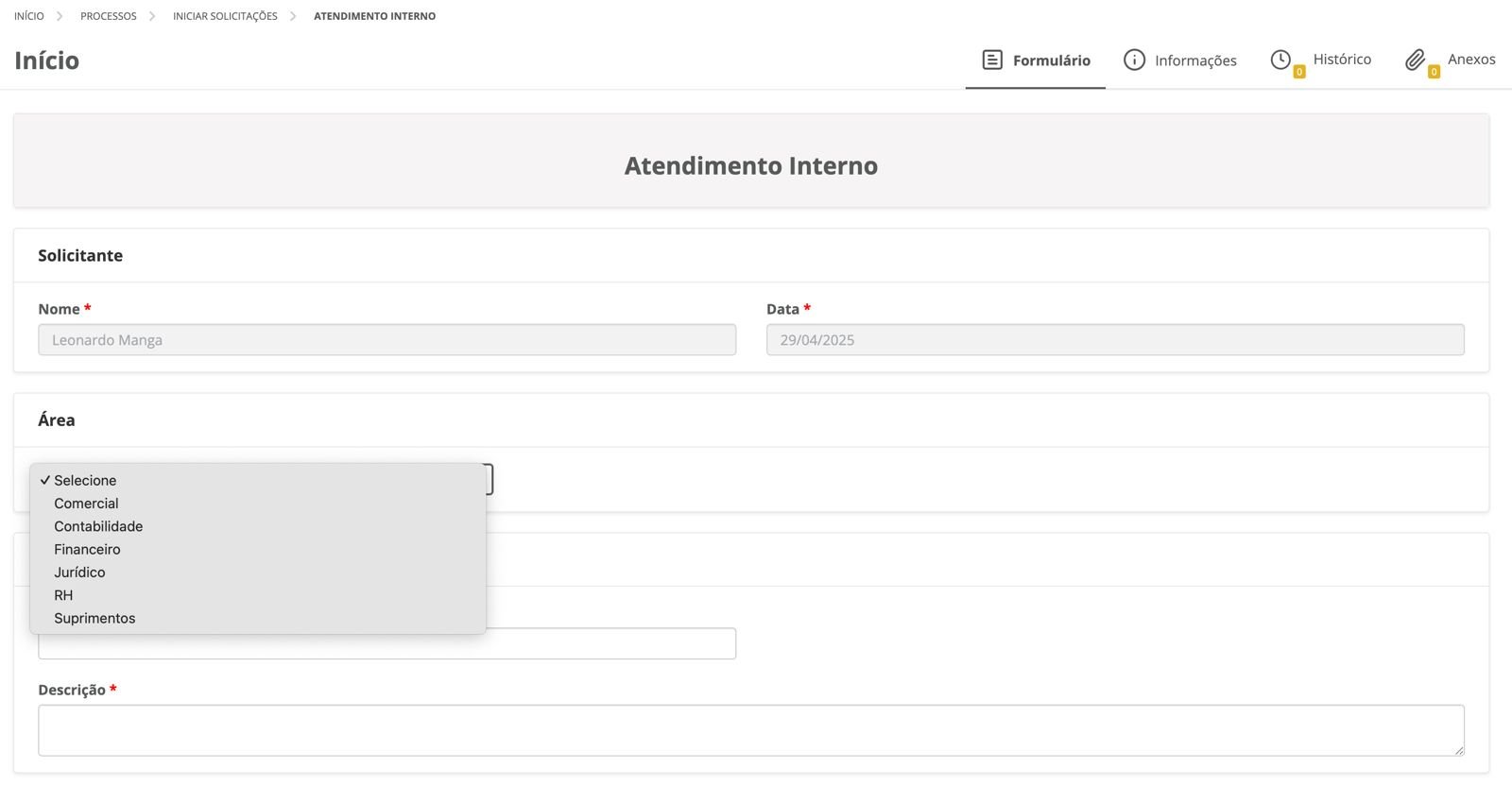 Formulário de atendimento interno no Fluig com campos de solicitação e responsável